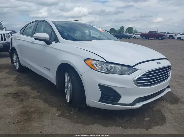 3FA6P0LU4KR241363 2019 FORD FUSION - Image 1