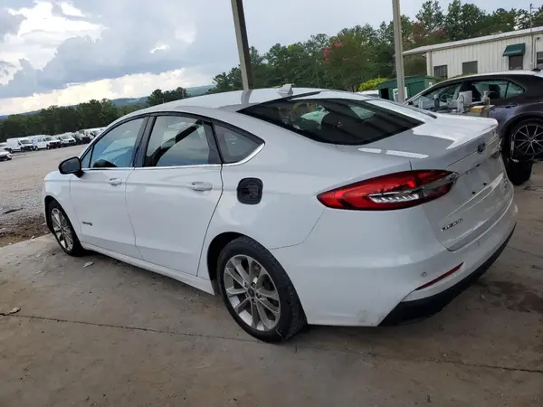 3FA6P0LU4KR242609 2019 FORD FUSION - Image 2