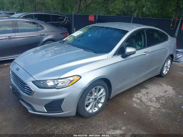 3FA6P0LU4KR257692 2019 FORD FUSION - Image 2