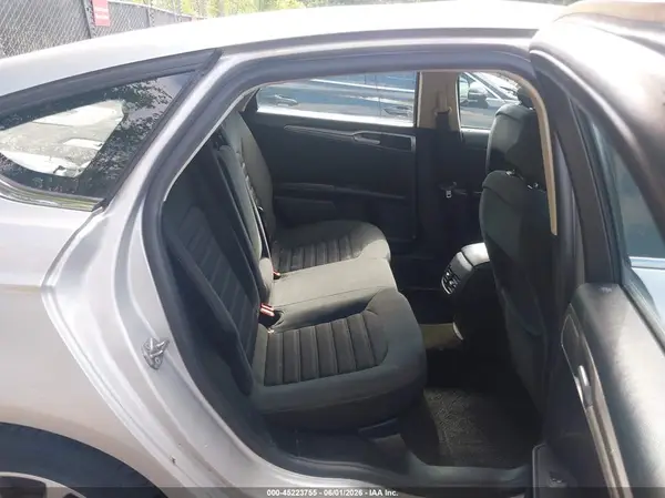 3FA6P0LU4KR257692 2019 FORD FUSION - Image 8