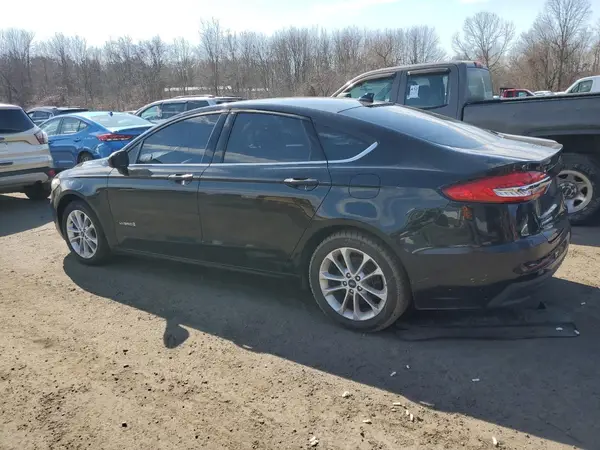 3FA6P0LU4KR263749 2019 FORD FUSION - Image 2