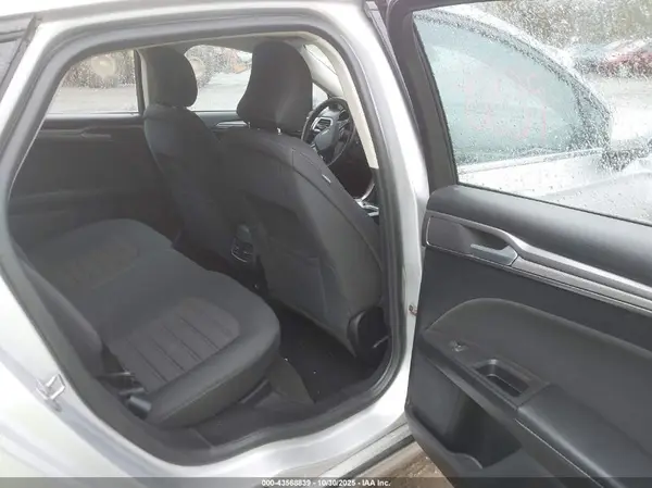 3FA6P0LU4KR267848 2019 FORD FUSION - Image 8