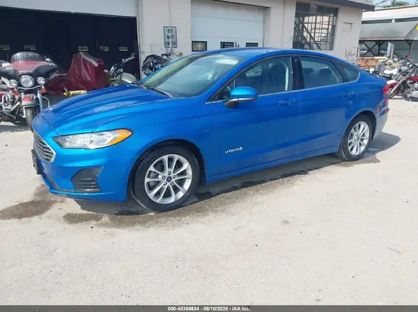 3FA6P0LU4KR274556 2019 FORD FUSION - Image 2