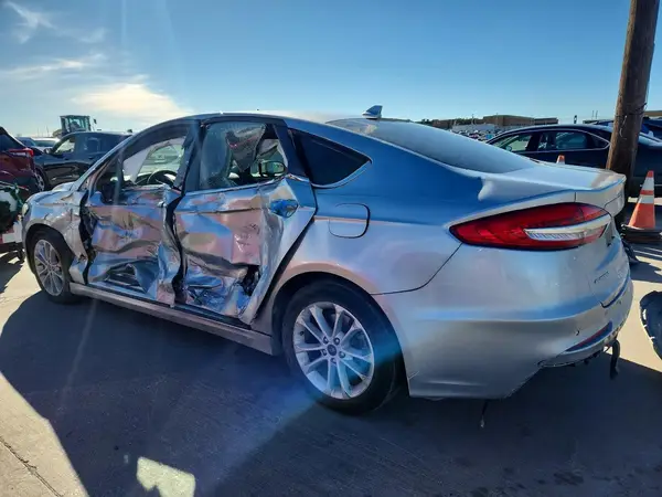 3FA6P0LU4LR226993 2020 FORD FUSION - Image 2