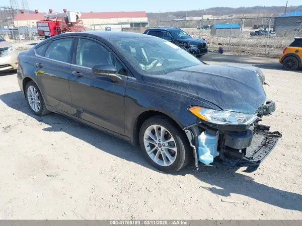 3FA6P0LU4LR262988 2020 FORD FUSION - Image 1