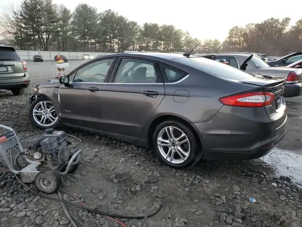 3FA6P0LU5GR127038 2016 FORD FUSION - Image 2