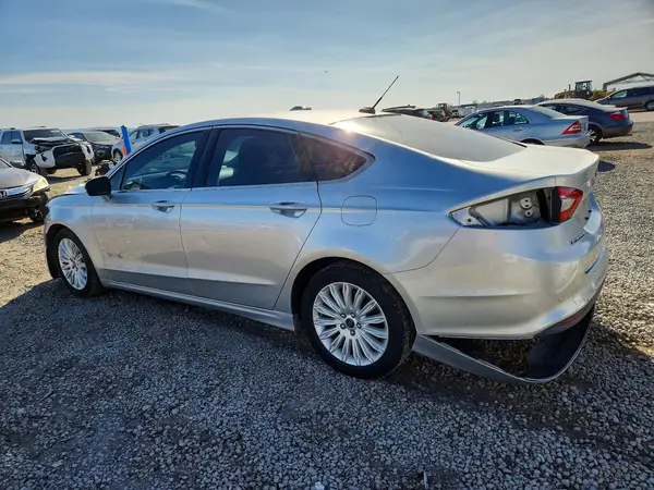 3FA6P0LU5GR157513 2016 FORD FUSION - Image 2