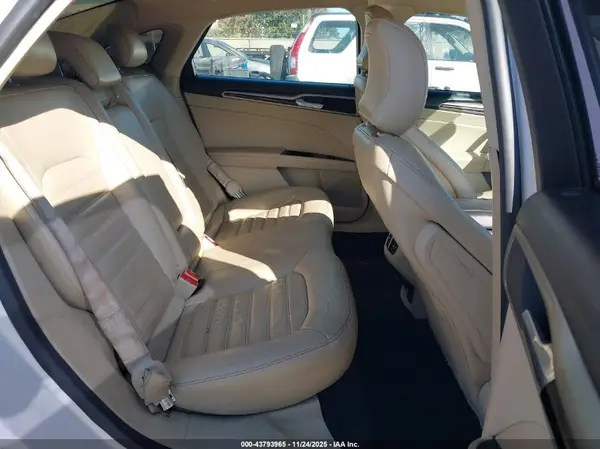 3FA6P0LU5GR187630 2016 FORD FUSION - Image 8