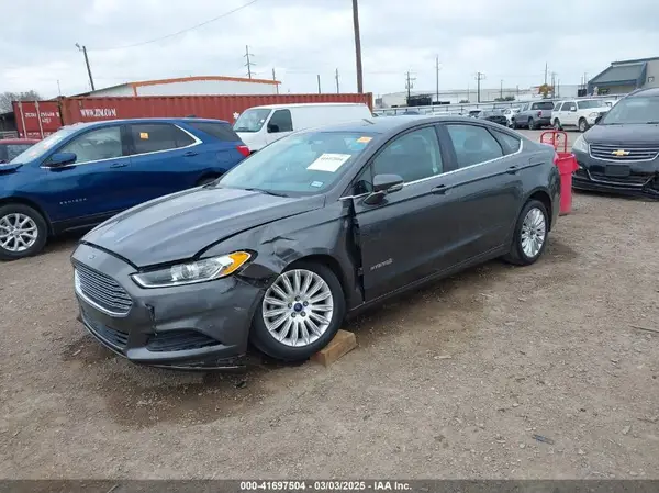 3FA6P0LU5GR235241 2016 FORD FUSION - Image 2