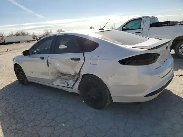 3FA6P0LU5GR346078 2016 FORD FUSION - Image 2