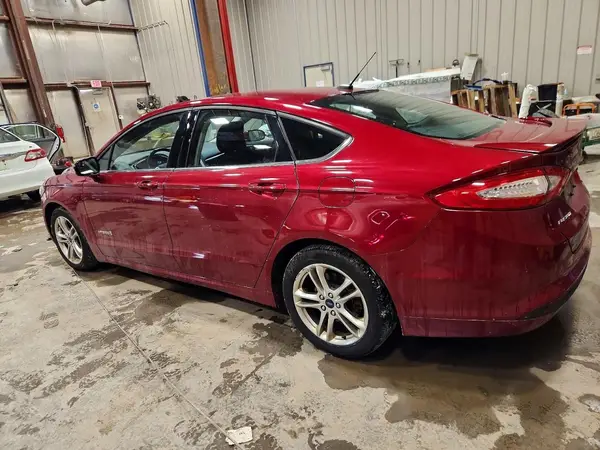3FA6P0LU5GR352429 2016 FORD FUSION - Image 2