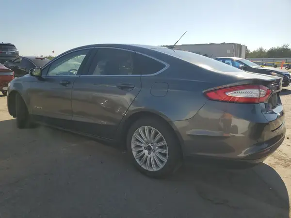 3FA6P0LU5GR357548 2016 FORD FUSION - Image 2