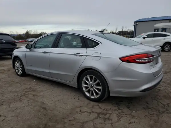 3FA6P0LU5HR160901 2017 FORD FUSION - Image 2