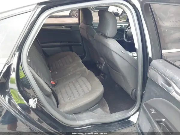 3FA6P0LU5HR230087 2017 FORD FUSION - Image 8