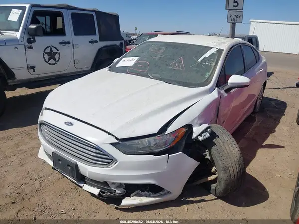 3FA6P0LU5HR231207 2017 FORD FUSION - Image 2