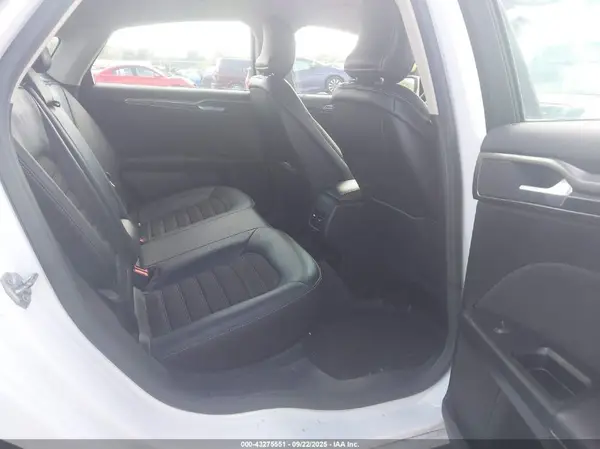 3FA6P0LU5HR234480 2017 FORD FUSION - Image 8