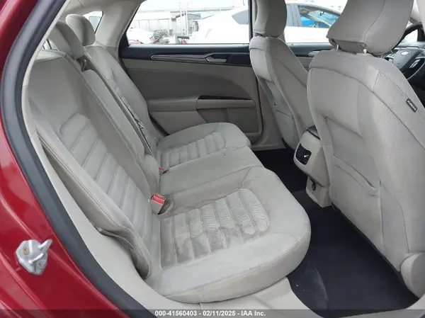 3FA6P0LU5HR237928 2017 FORD FUSION - Image 8