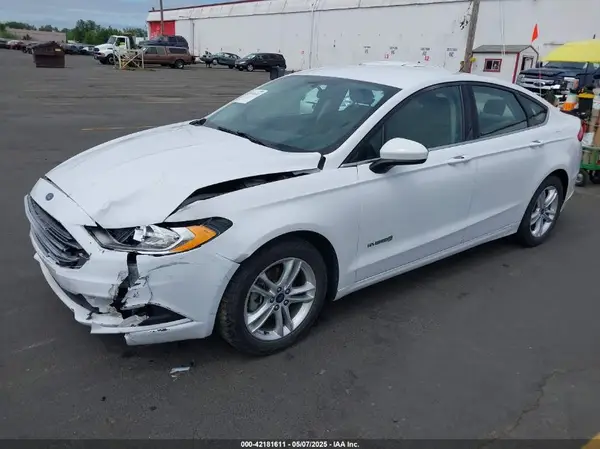 3FA6P0LU5HR238576 2017 FORD FUSION - Image 2