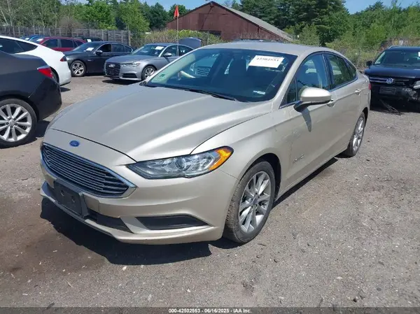 3FA6P0LU5HR239694 2017 FORD FUSION - Image 2