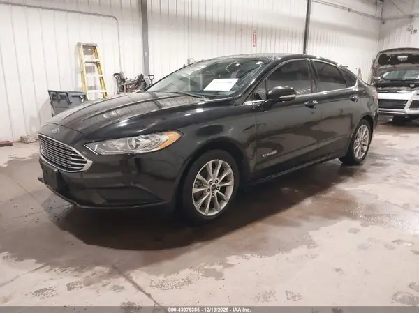 3FA6P0LU5HR242028 2017 FORD FUSION - Image 2