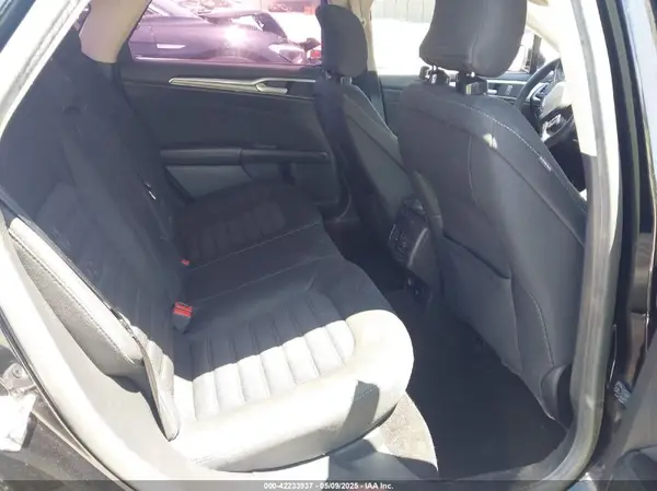 3FA6P0LU5HR247617 2017 FORD FUSION - Image 8