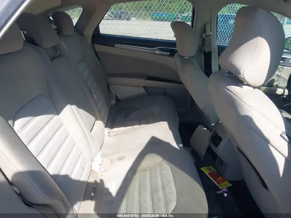 3FA6P0LU5HR266068 2017 FORD FUSION - Image 8