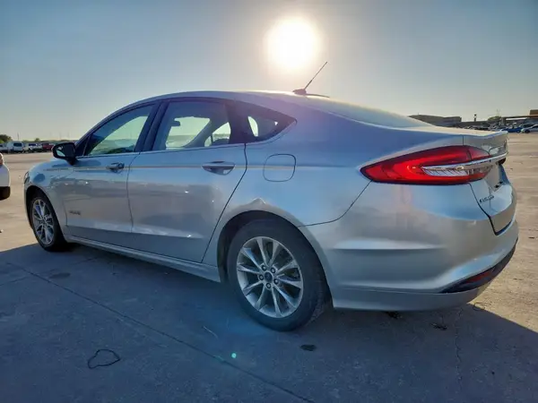 3FA6P0LU5HR278558 2017 FORD FUSION - Image 2