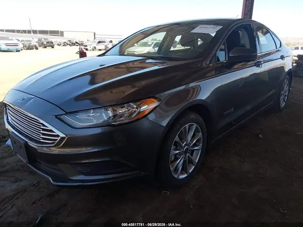 3FA6P0LU5HR314023 2017 FORD FUSION - Image 2