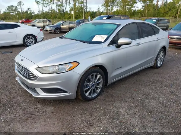 3FA6P0LU5HR315074 2017 FORD FUSION - Image 2