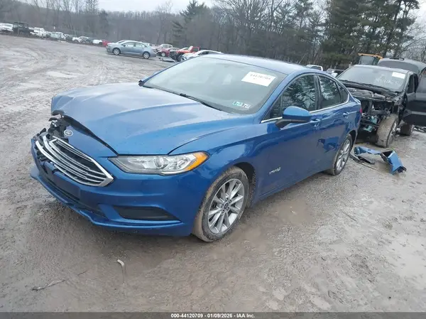 3FA6P0LU5HR323434 2017 FORD FUSION - Image 2