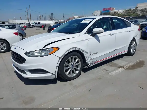 3FA6P0LU5HR358068 2017 FORD FUSION - Image 2