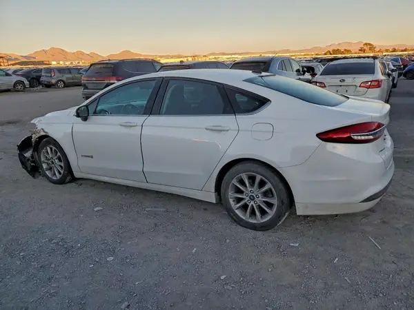 3FA6P0LU5HR358457 2017 FORD FUSION - Image 2