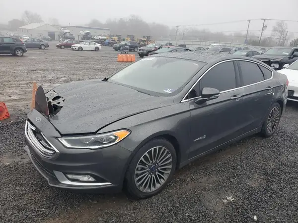 3FA6P0LU5HR370592 2017 FORD FUSION - Image 1