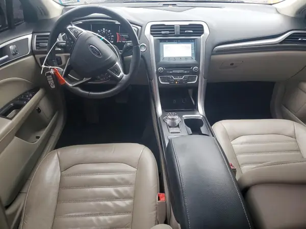 3FA6P0LU5HR370592 2017 FORD FUSION - Image 8