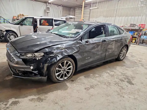 3FA6P0LU5HR380684 2017 FORD FUSION - Image 1