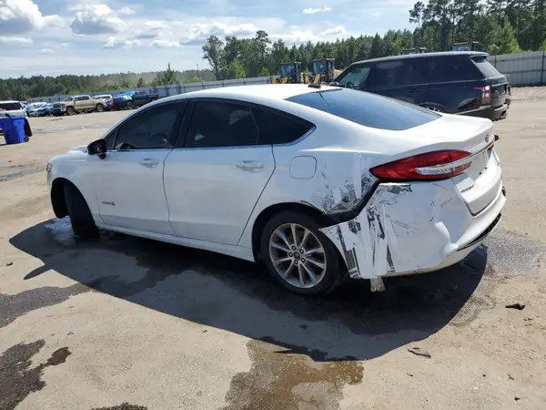3FA6P0LU5HR381561 2017 FORD FUSION - Image 2