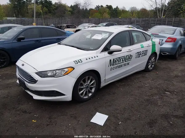 3FA6P0LU5HR385027 2017 FORD FUSION - Image 2