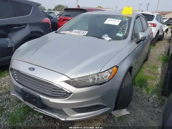 3FA6P0LU5HR385495 2017 FORD FUSION - Image 2