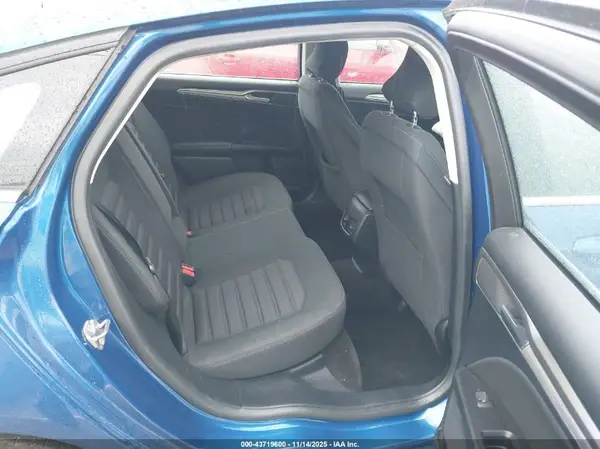 3FA6P0LU5HR387036 2017 FORD FUSION - Image 8