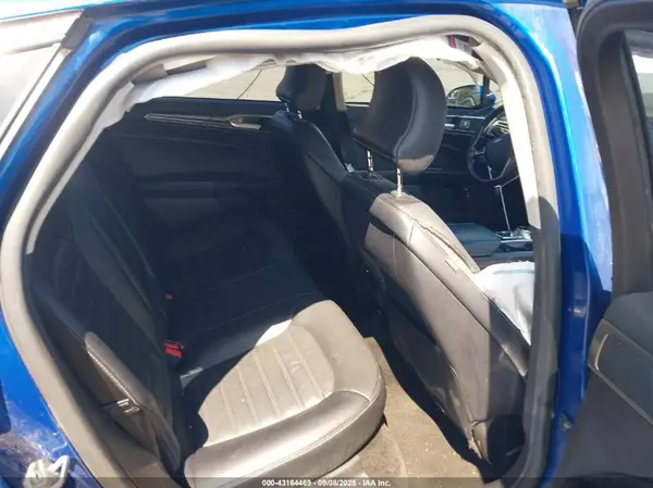 3FA6P0LU5HR400609 2017 FORD FUSION - Image 8