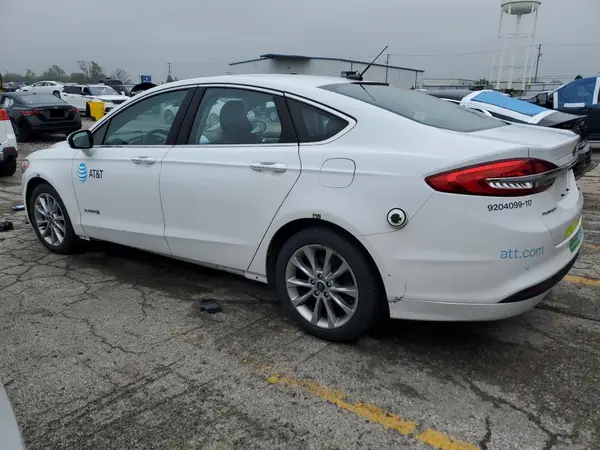 3FA6P0LU5HR409083 2017 FORD FUSION - Image 2