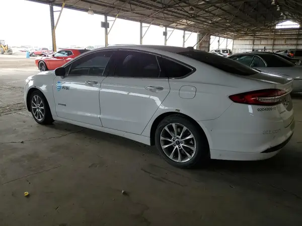 3FA6P0LU5HR409181 2017 FORD FUSION - Image 2