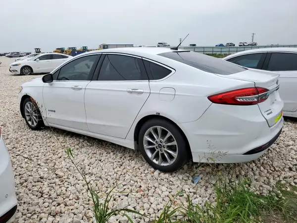 3FA6P0LU5HR409553 2017 FORD FUSION - Image 2