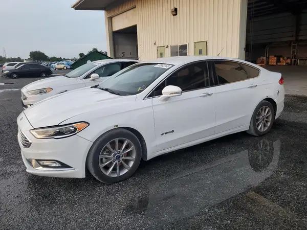 3FA6P0LU5HR409648 2017 FORD FUSION - Image 1