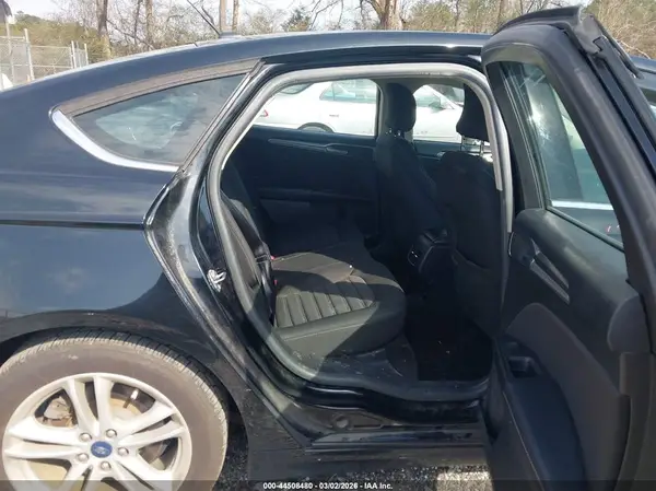 3FA6P0LU5JR106584 2018 FORD FUSION - Image 8