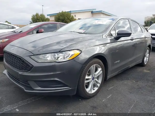 3FA6P0LU5JR110246 2018 FORD FUSION - Image 2