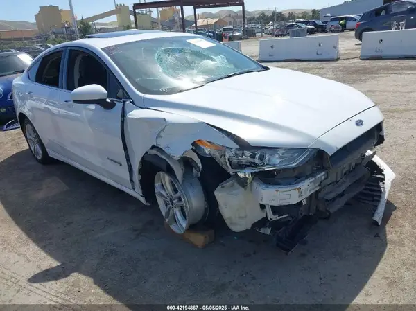 3FA6P0LU5JR116239 2018 FORD FUSION - Image 1