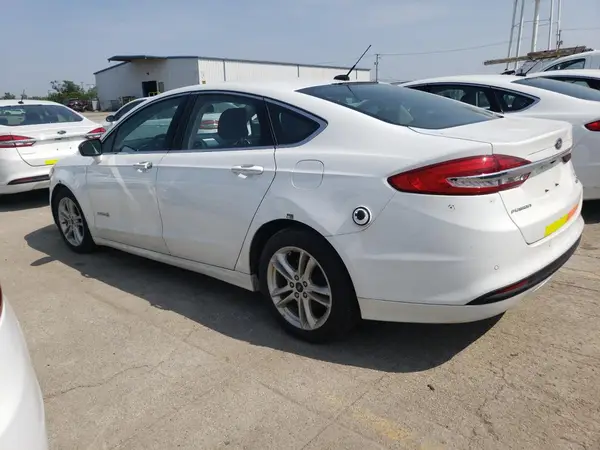 3FA6P0LU5JR118735 2018 FORD FUSION - Image 2