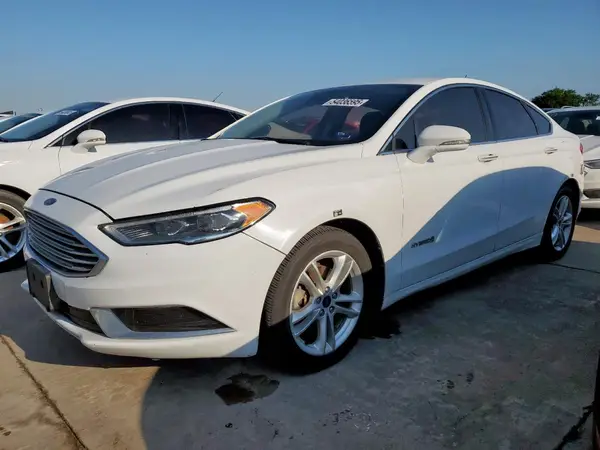 3FA6P0LU5JR129847 2018 FORD FUSION - Image 1