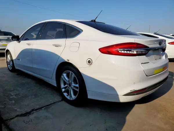 3FA6P0LU5JR129847 2018 FORD FUSION - Image 2